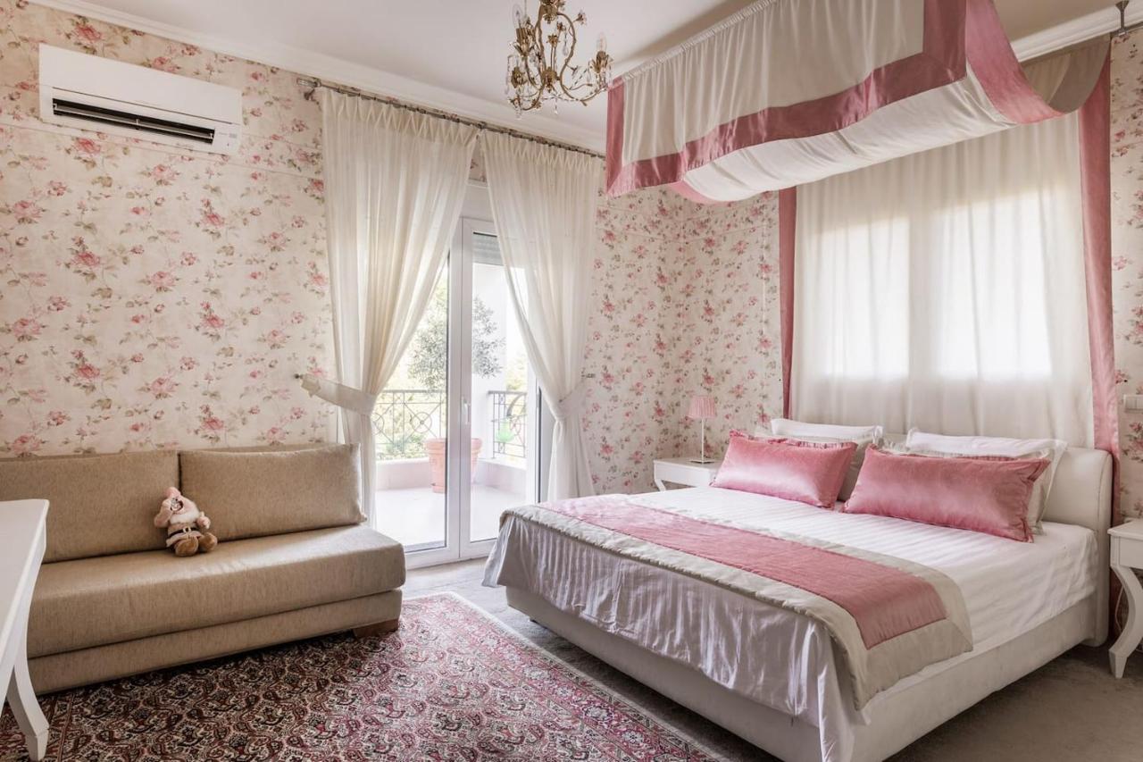 Villa Elena Peraía Екстериор снимка
