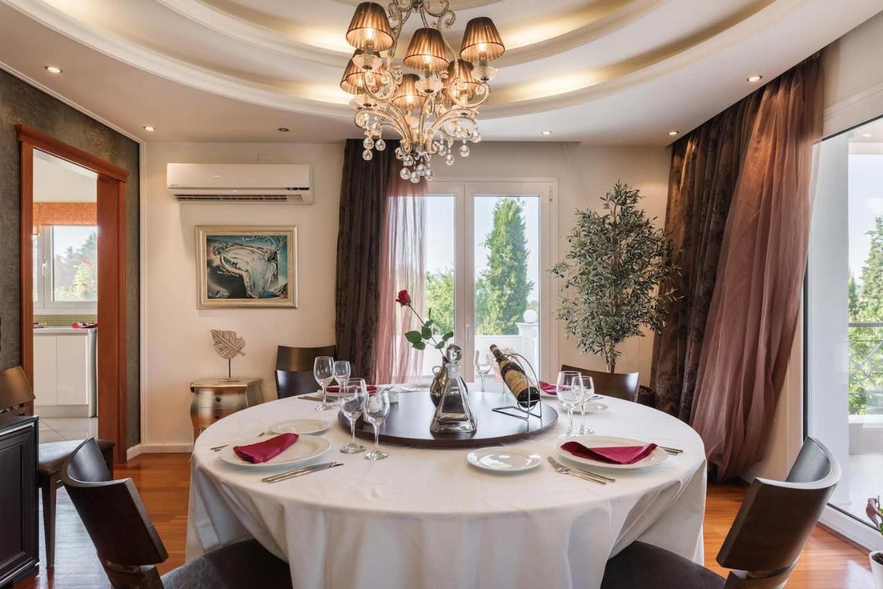 Villa Elena Peraía Екстериор снимка